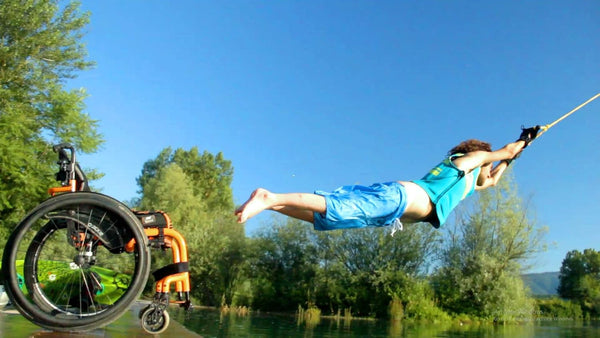 Active Hands General Purpose Aid - Black, Small, Right Hand