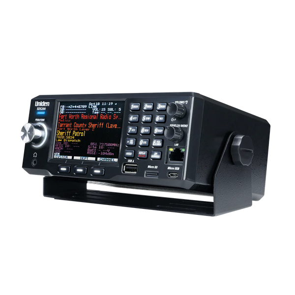 Uniden SDS200 police scanner wide angle view highlighting display screen keypad and user interface