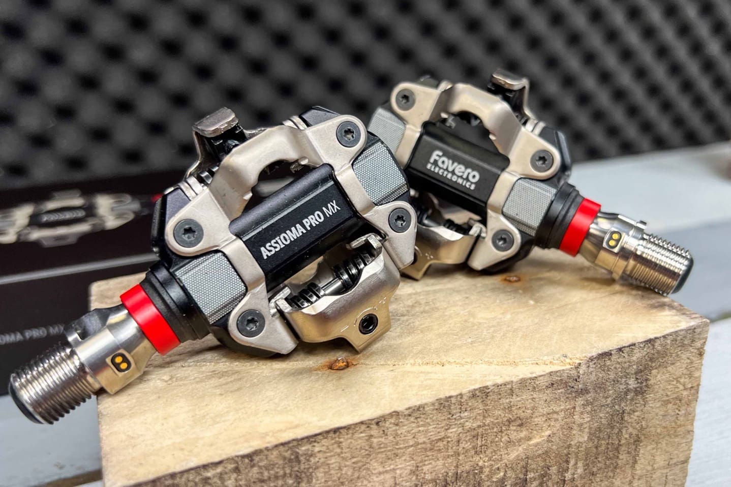 Why Favero Assioma PRO MX Is the MTB &amp; Gravel Power Meter You Actually Want